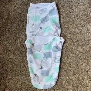 Aden & Anais Easy Wrap Swaddle Sheep Print